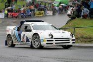 Rallye Český Krumlov: Ford RS200 na návsi v Malontech